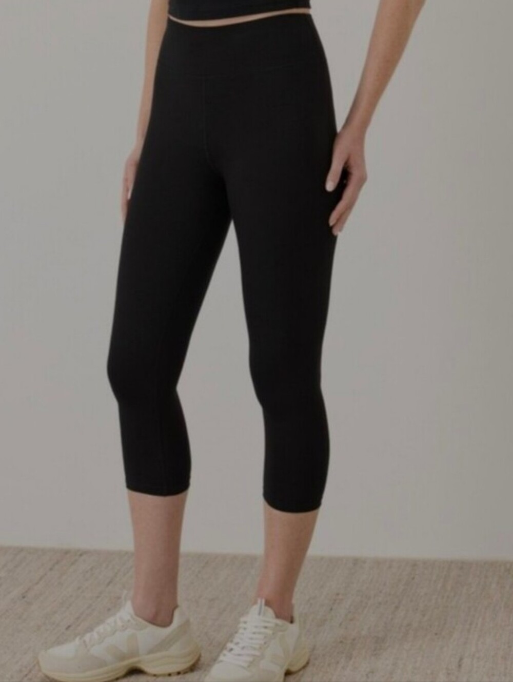 NWOT-Pact Organic- Black Capri Legging